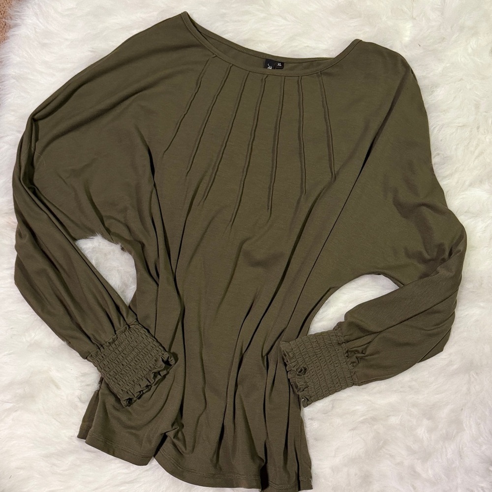 Elegant Olive Women's Blouse with Smocked Cuffs